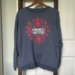 Natural Life Sweatshirt Kindness Matters, M